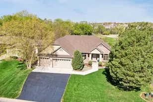 1676 Isabella Pkwy, Chaska, MN 55318 - Photo 65