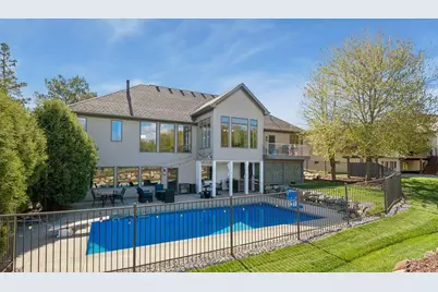 1676 Isabella Parkway, Chaska, MN 55318 - Photo 63