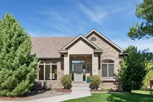 1676 Isabella Pkwy, Chaska, MN 55318 - Photo 5
