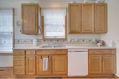 480 Meadowood Lane, Burnsville, MN 55337 - Photo 19