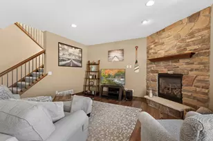 1451 Echo Ridge St SW, Rochester, MN 55902 - Photo 9