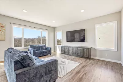 25686 Euclid Avenue, Wyoming, MN 55092 - Photo 7