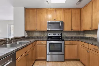 6050 Chasewood Parkway #202, Hopkins, MN 55343 - Photo 7