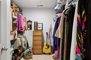 6050 Chasewood Pkwy, Hopkins, MN 55343 - Photo 11