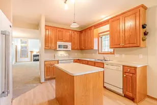 1513 Pine Pointe, White Bear Lake, MN 55110 - Photo 9