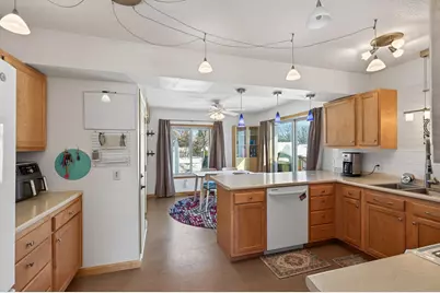 112524 Ramsey Court, Chaska, MN 55318 - Photo 9