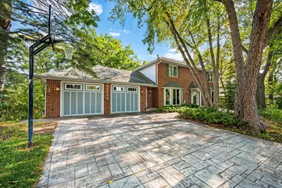 12050 48th Avenue N, Plymouth, MN 55442 - Photo 3