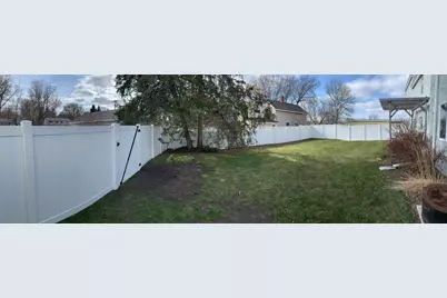 206 Scott Street S, Shakopee, MN 55379 - Photo 23