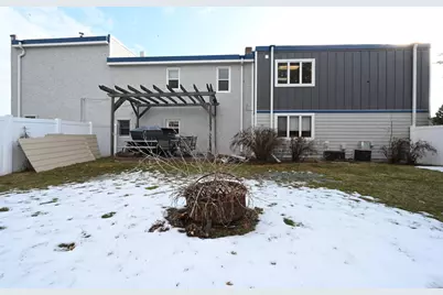 206 Scott Street S, Shakopee, MN 55379 - Photo 25