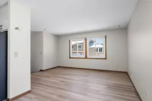 6109 64th Ave N, Brooklyn Park, MN 55429 - Photo 9