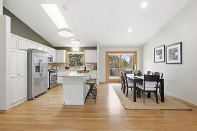 10549 Kentucky Avenue S, Bloomington, MN 55438 - Photo 13