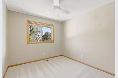 10549 Kentucky Avenue S, Bloomington, MN 55438 - Photo 21