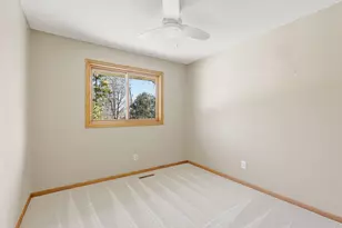 10549 Kentucky Ave S, Bloomington, MN 55438 - Photo 21