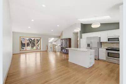 10549 Kentucky Avenue S, Bloomington, MN 55438 - Photo 9