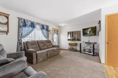 1110 S 10th Street, Lake City, MN 55041 - Photo 5