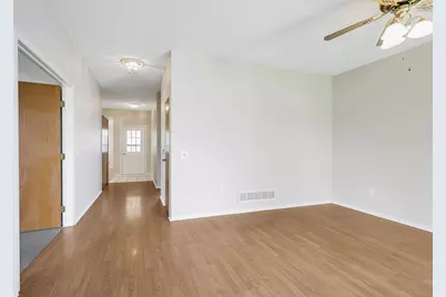 7592 Hinton Park Avenue S, Cottage Grove, MN 55016 - Photo 13