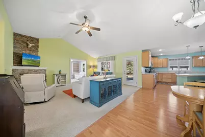 152 Shamrock Drive, Mankato, MN 56001 - Photo 5