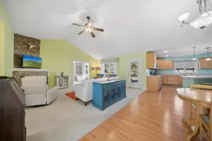 152 Shamrock Dr, Mankato, MN 56001 - Photo 5