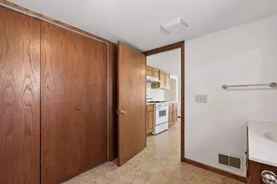 949 Benhill Road, Saint Paul, MN 55105 - Photo 23