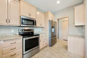 1152 Willow Run Ct, Waite Park, MN 56387 - Photo 11