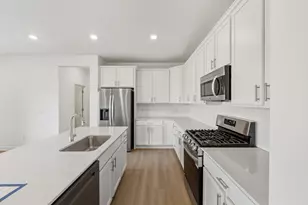 2017 Rainy Ln, Lino Lakes, MN 55014 - Photo 5