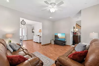 109 Franklin Avenue SW, Watertown, MN 55388 - Photo 9