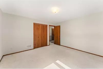 8290 Angus Avenue, Inver Grove Heights, MN 55077 - Photo 39