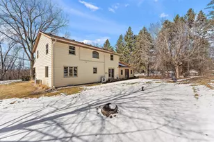 8290 Angus Ave, Inver Grove Heights, MN 55077 - Photo 5