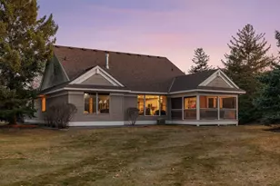 9813 Wedgewood Cir, Woodbury, MN 55125 - Photo 45