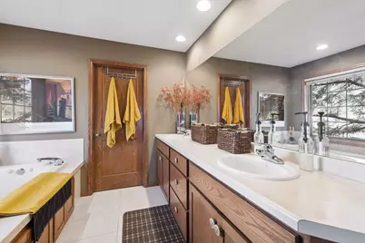 9813 Wedgewood Circle, Woodbury, MN 55125 - Photo 25