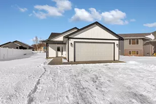 24289 Forestview Cir, Saint Augusta, MN 56301 - Photo 1