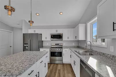 24289 Forest View Circle, Saint Augusta, MN 56301 - Photo 3