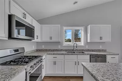 24289 Forest View Circle, Saint Augusta, MN 56301 - Photo 5