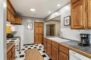 1622 Frederic St, Eau Claire, WI 54701 - Photo 17