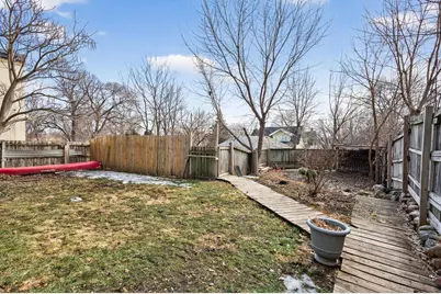 2705 Golden Valley Road, Minneapolis, MN 55411 - Photo 25