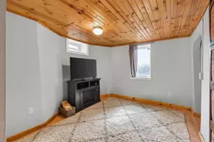 2705 Golden Valley Rd, Minneapolis, MN 55411 - Photo 21