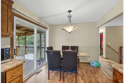 6456 Edgewood Avenue N, Brooklyn Park, MN 55428 - Photo 9