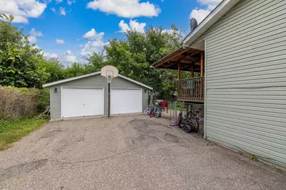 6456 Edgewood Avenue N, Brooklyn Park, MN 55428 - Photo 19