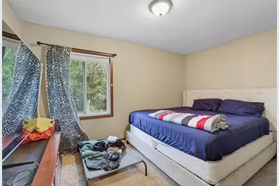 6456 Edgewood Avenue N, Brooklyn Park, MN 55428 - Photo 11