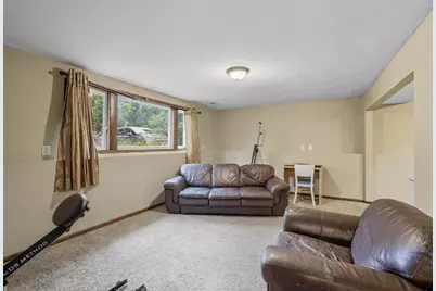 6456 Edgewood Avenue N, Brooklyn Park, MN 55428 - Photo 13