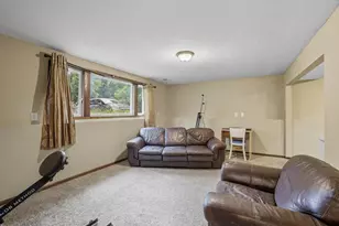 6456 Edgewood Ave N, Brooklyn Park, MN 55428 - Photo 13