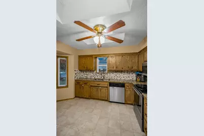 3919 Princeton Trail, Eagan, MN 55123 - Photo 7