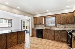 2835 Salem Ave, Saint Louis Park, MN 55416 - Photo 9