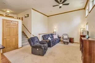 3143 Frontier Dr, Woodbury, MN 55129 - Photo 13