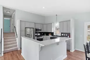 2382 Erin Ct, New Brighton, MN 55112 - Photo 5