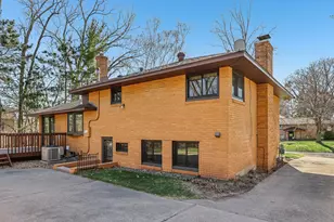 2526 Bittersweet Ln, Maplewood, MN 55109 - Photo 25