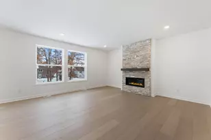 7538 Upper 42nd St N, Oakdale, MN 55128 - Photo 7