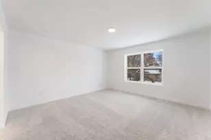 7538 Upper 42nd St N, Oakdale, MN 55128 - Photo 9