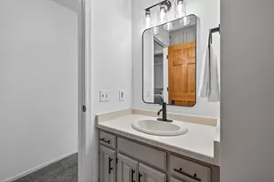 383 Tessier Cir, Vadnais Heights, MN 55127 - Photo 31