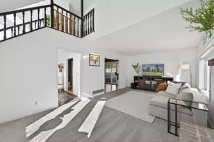 383 Tessier Cir, Vadnais Heights, MN 55127 - Photo 7